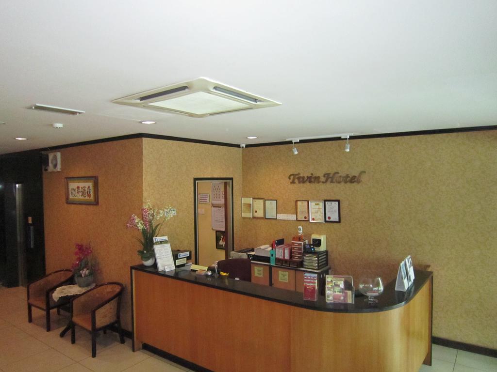 Oyo 151 Twin Hotel Κουάλα Λουμπούρ Εξωτερικό φωτογραφία
